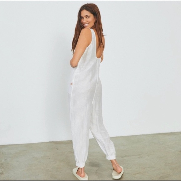 NWOT 🤎🤍 Lunya Resort Linen Silk Romper Jumpsuit Playsuit One Piece - Picture 2 of 9